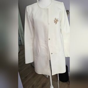 Elegant White Women's Coat